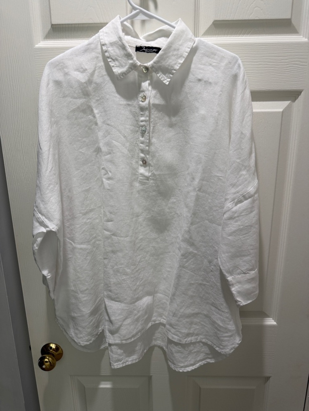 Classic White Linen Button-Front Women's Top